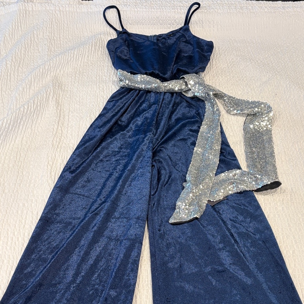 Suzy Shier Elegant Blue Velvet Jumpsuit with Silver Sequin Belt